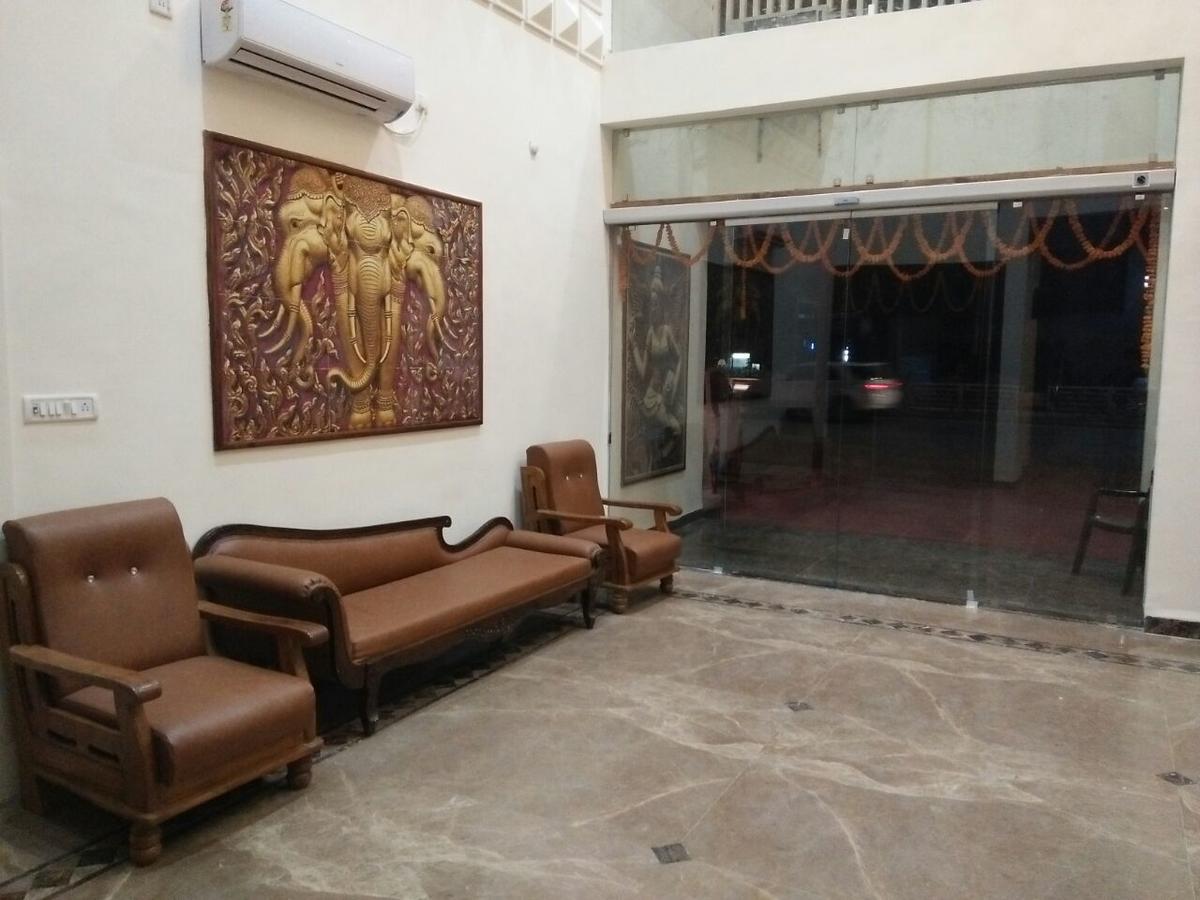Rewa Residency Hotel Exterior foto